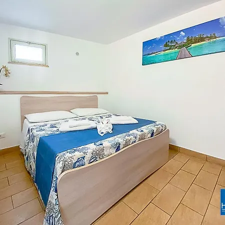 * *la Casa Sul Mare*