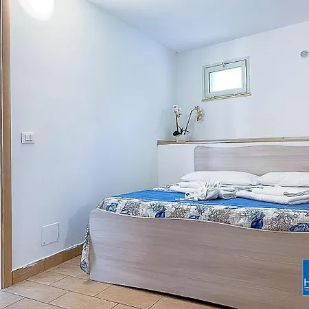 * *la Casa Sul Mare* * 스타레티