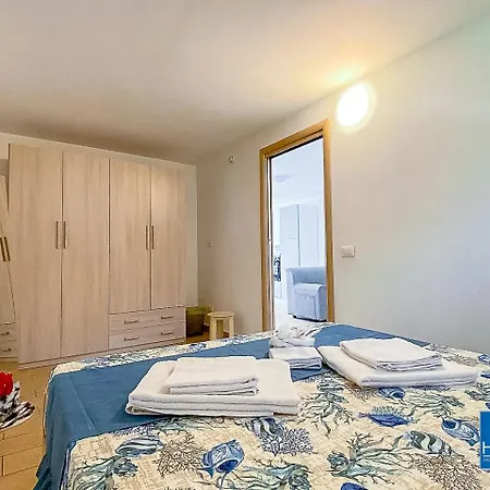 * *la Casa Sul Mare* 빌라 스타레티