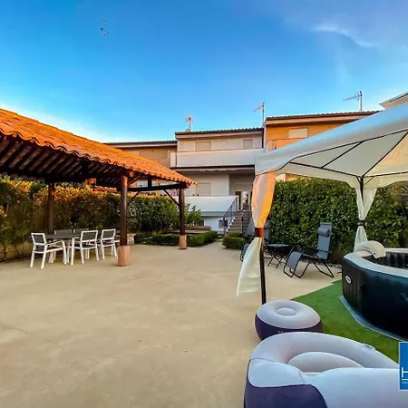 Villa * *la Casa Sul Mare* Staletti