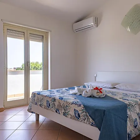 * *la Casa Sul Mare* Staletti