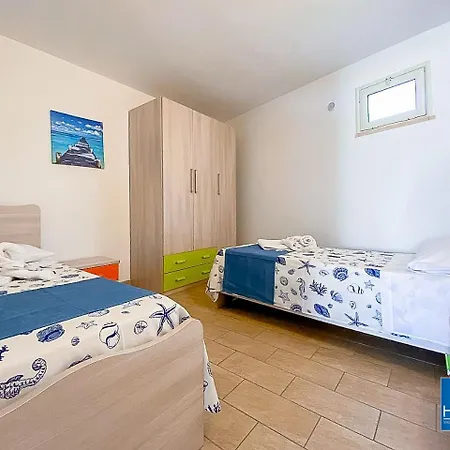* *la Casa Sul Mare* Villa *